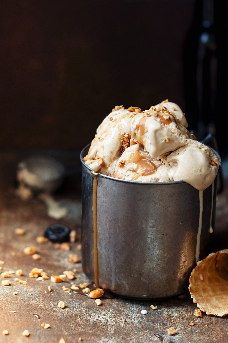 Brown ale ice cream with salted caramel and honey-coated peanuts