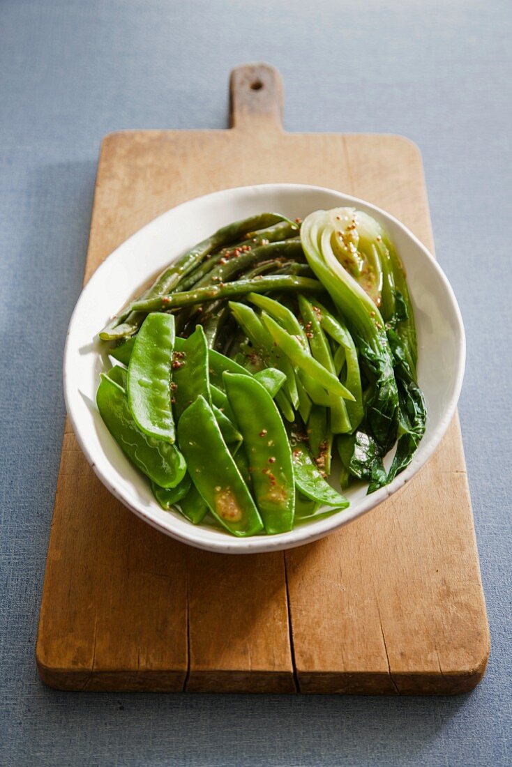 Buttered green vegetables