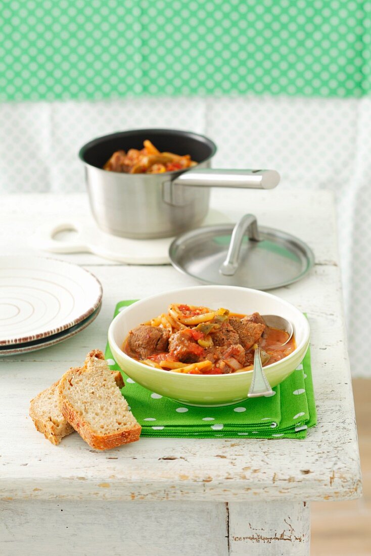 Beef, bean, pepper and tomato stew