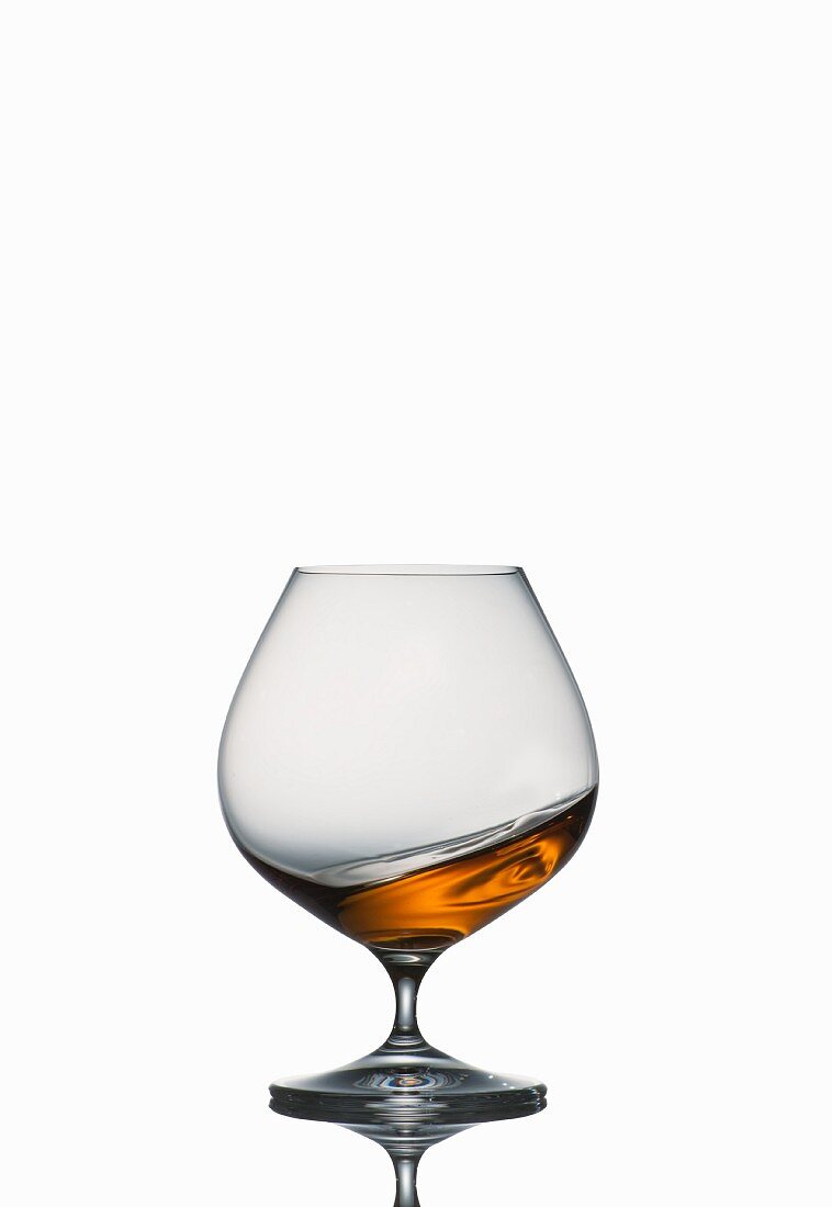 Cognac im Glas schwenken