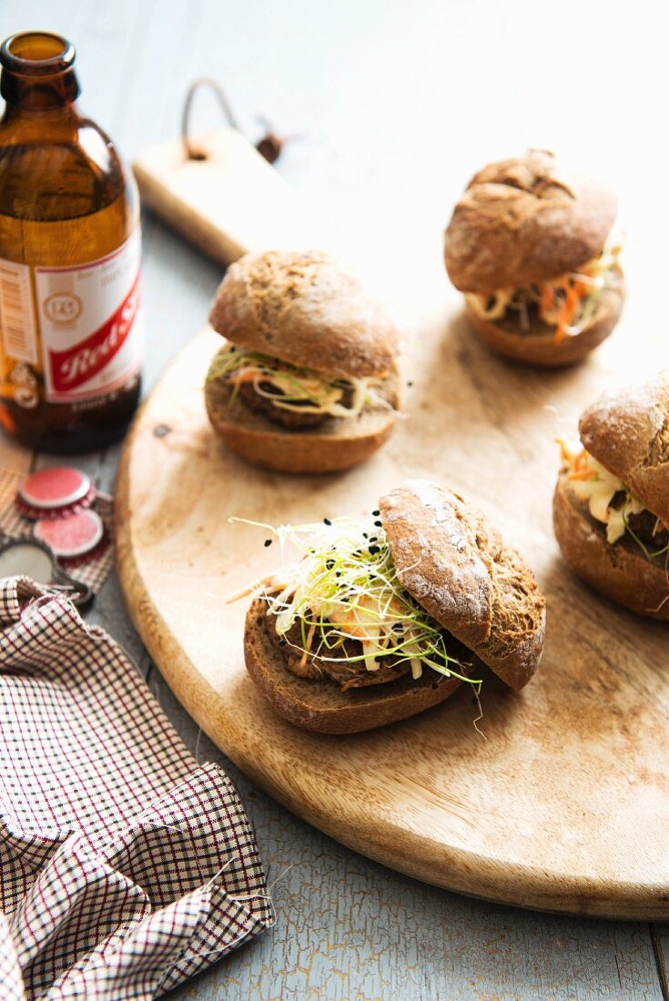 Sliders with pork and edible shoots