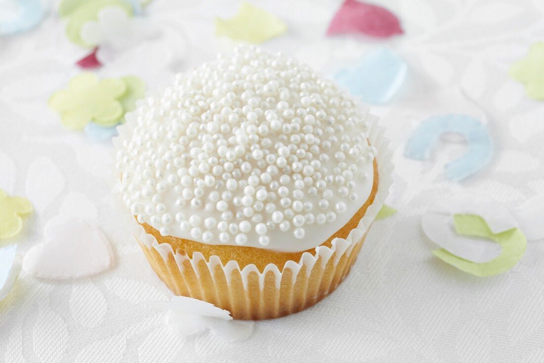 Cupcake with sugar pearls for a wedding