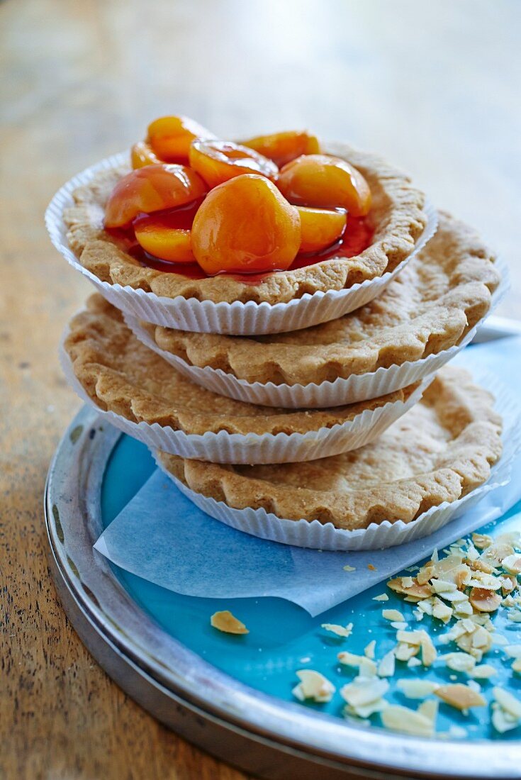 Apricot and almond tartlet