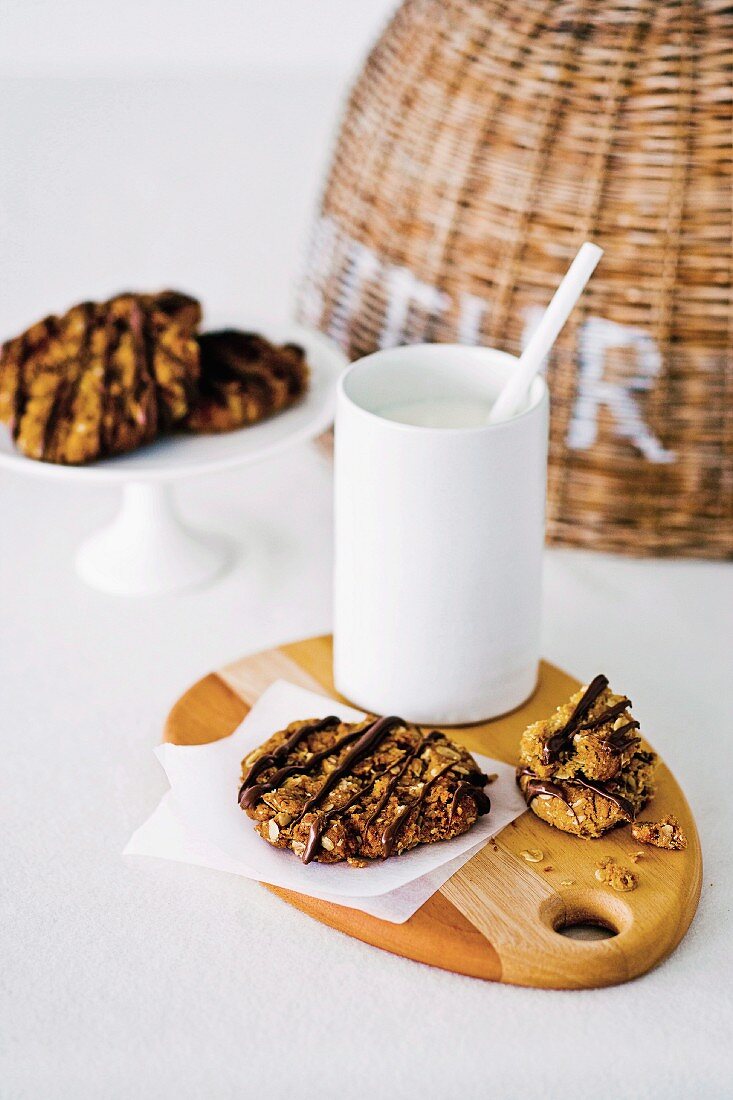 Anzac biscuits (traditional Australian biscuits) and a mug of milk