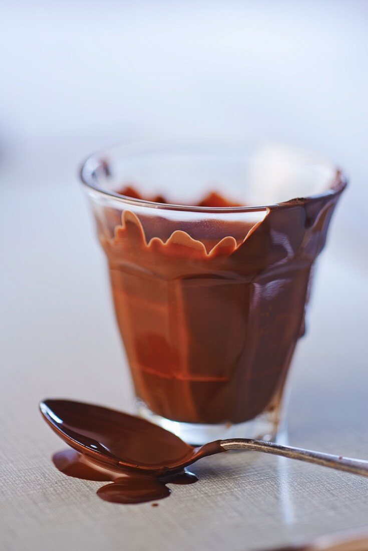 Schokoladencreme im Glas