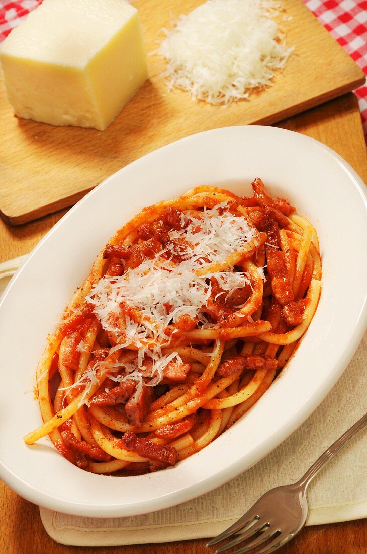 Traditional bucatini all amatriciana, pasta, Lazio, Italy, Europe