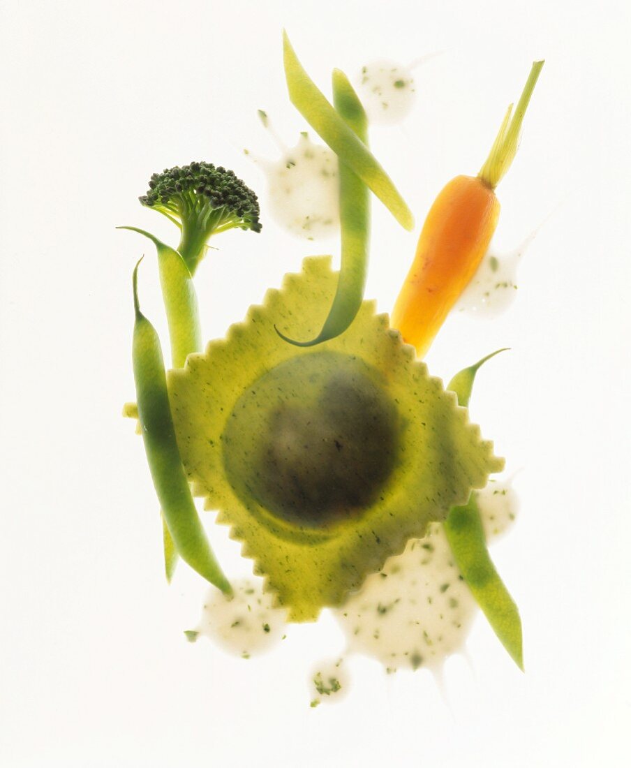 Spinatravioli mit Gemüsefüllung