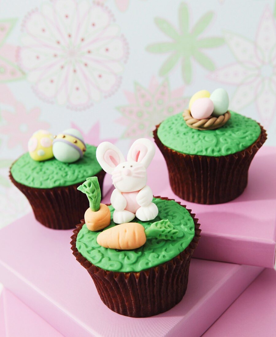 Easter cupcakes with fondant icing decorations