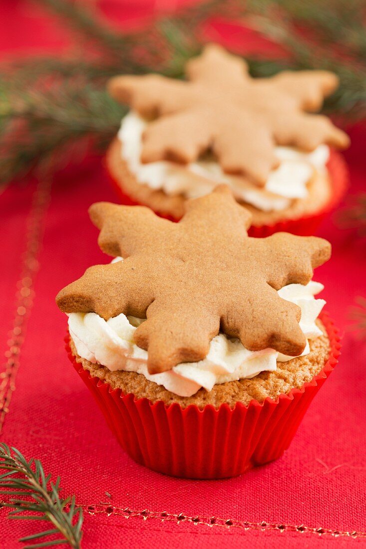 Christmas cupcakes with gingerbread snowflakes