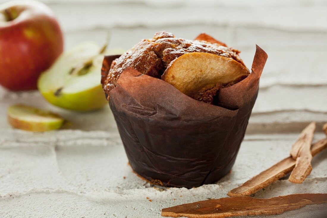 Apple muffin with cinnamon