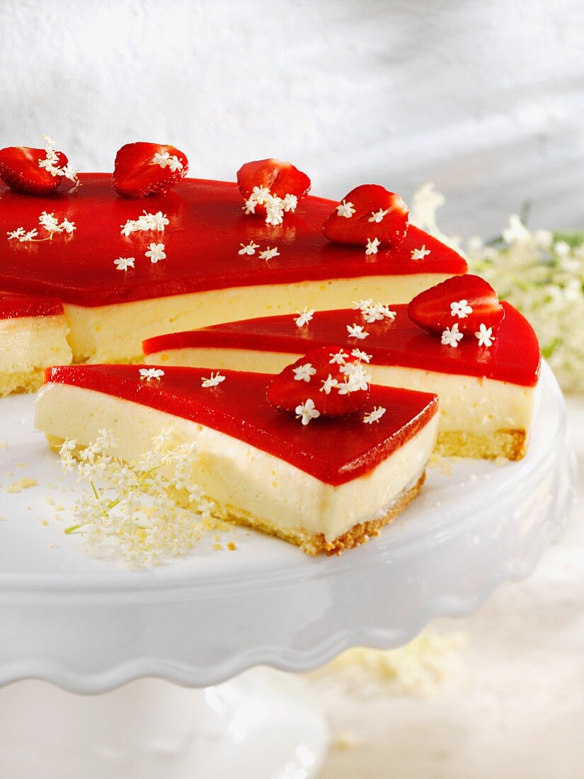 Elderflower tart with strawberries