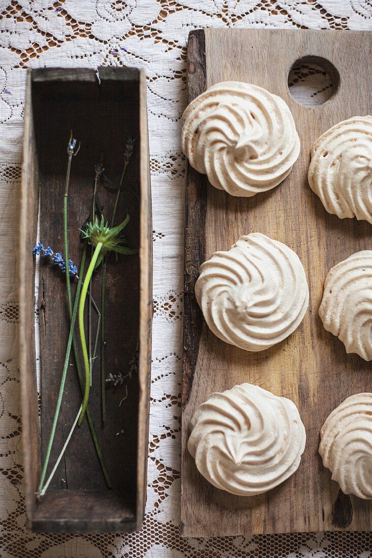 Meringues and flowers for Making Mini Pavlovas