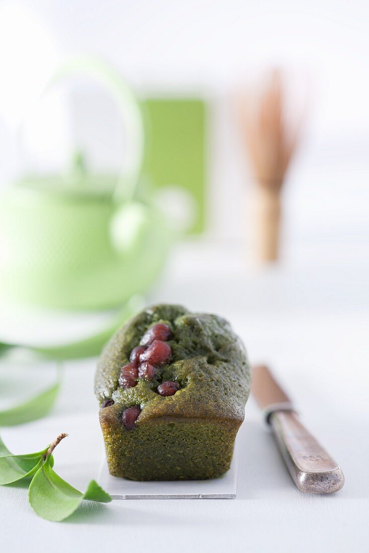 A mini cake made with matcha tea