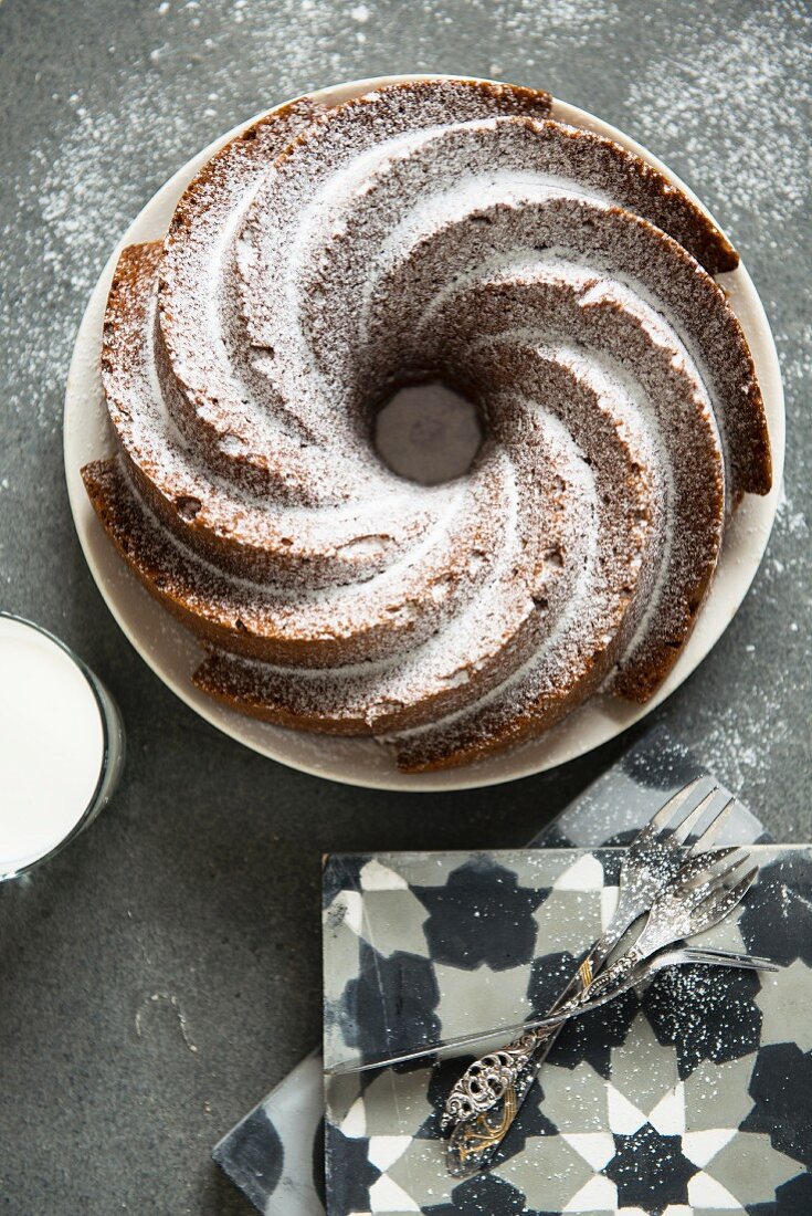 Teekuchen mit Puderzucker