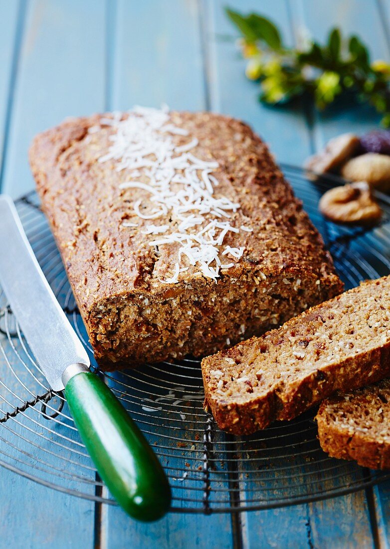 Fruit bread with coconut