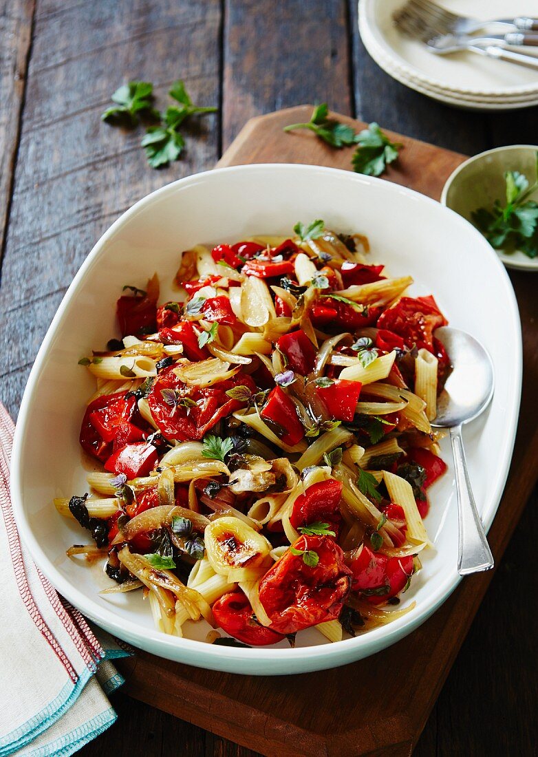 Pasta with oven-roasted tomatoes and parsley
