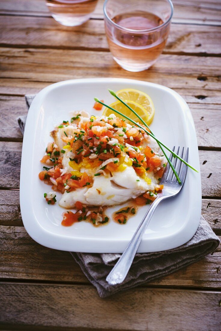 Kabeljaufilet mit Tomatensalsa