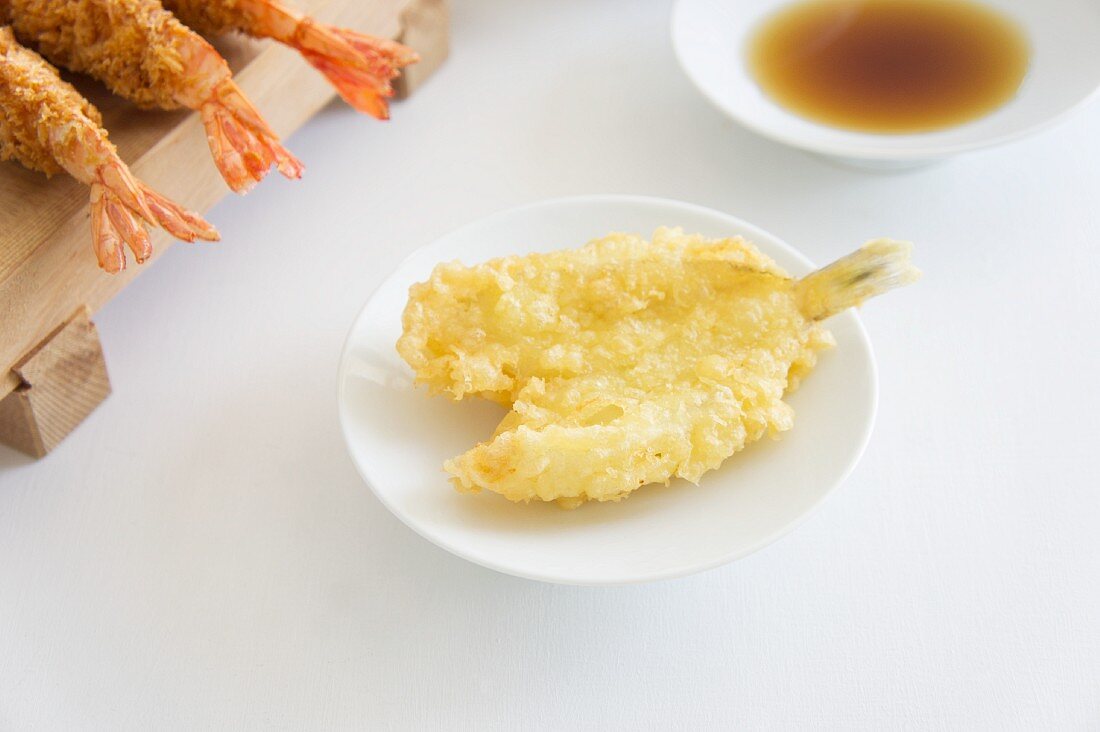 Tempura-Garnelen mit Sojasauce (Japan)