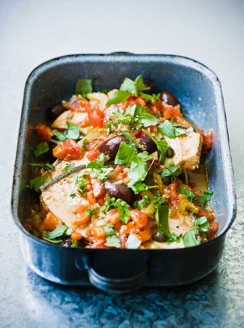 Swordfish with tomatoes and olives