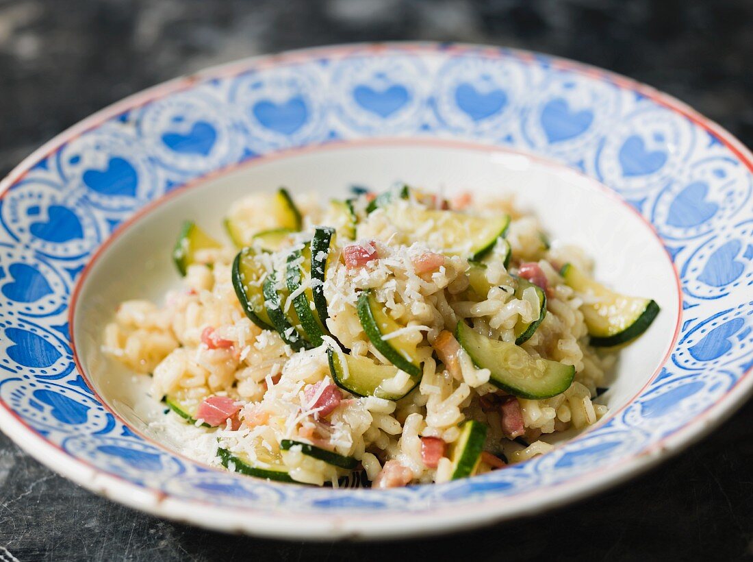 Courgette risotto with ham