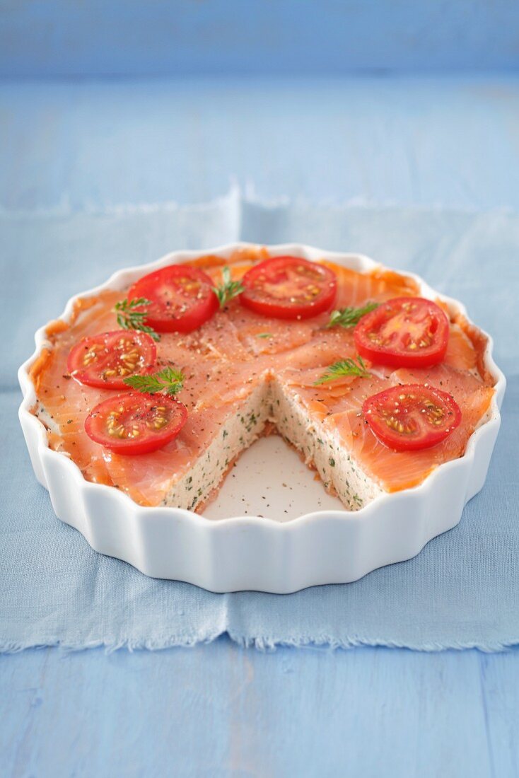Salmon mousse with tomatoes