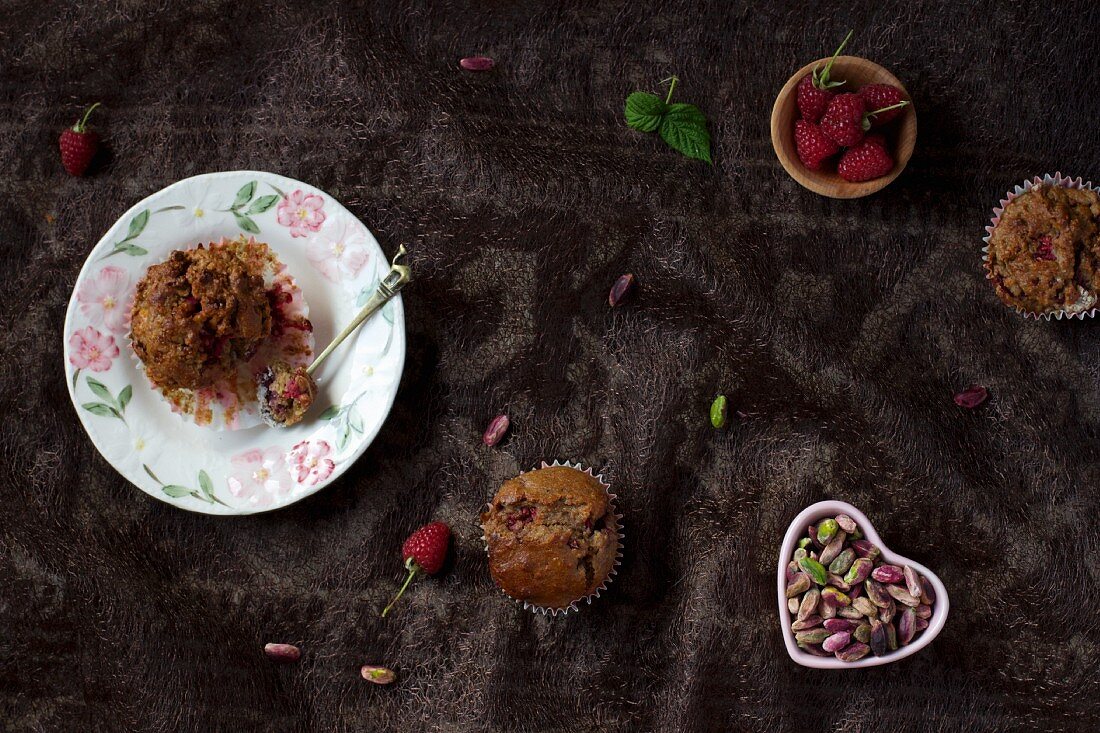 Raspberry muffins with pistachios (view from above)