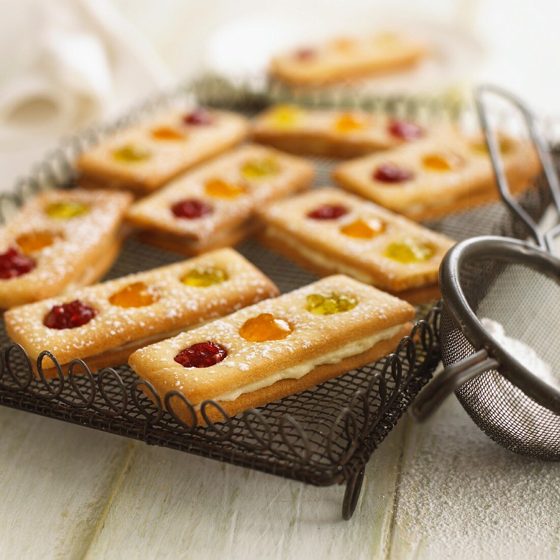 Traffic light biscuits with jam