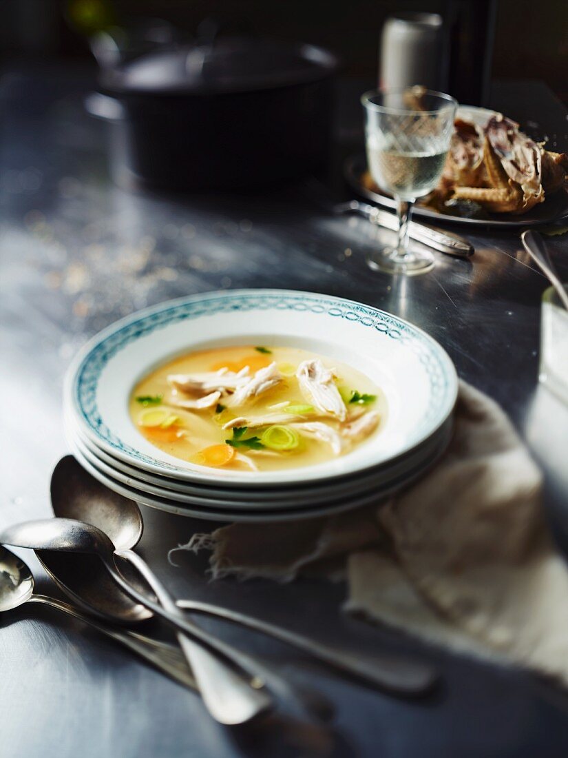 Chicken soup with carrots and leek