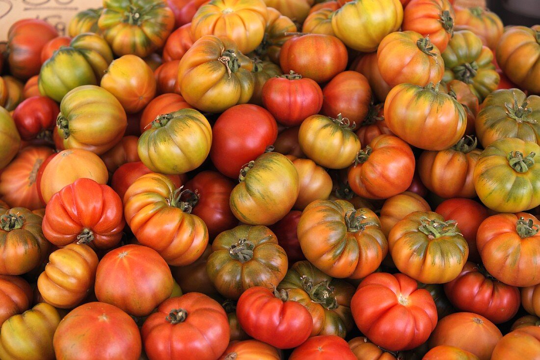 Lots of beefsteak tomatoes at the market