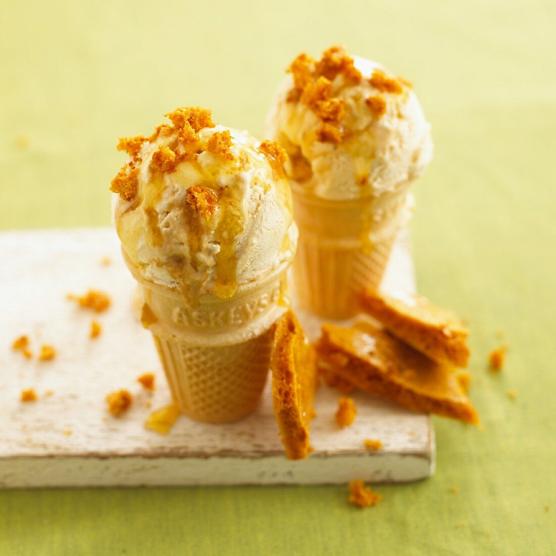 Ice cream cones with honeycomb ice cream
