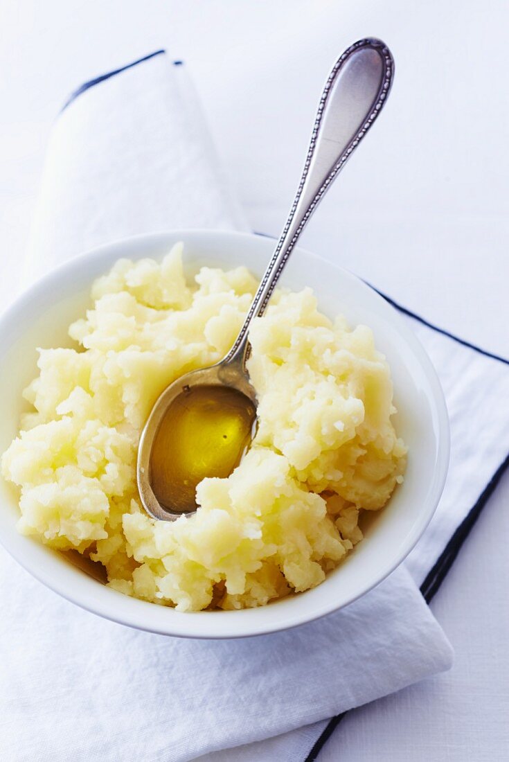 Olive-oil mashed potatoes