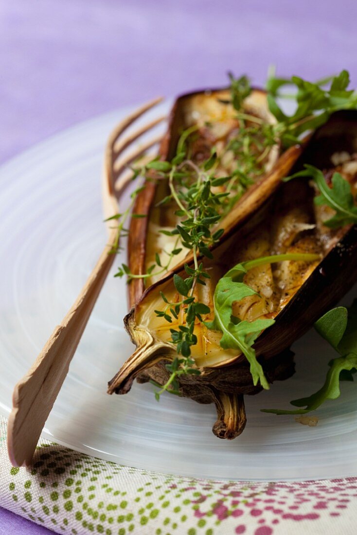Grilled aubergines with thyme and parmesan