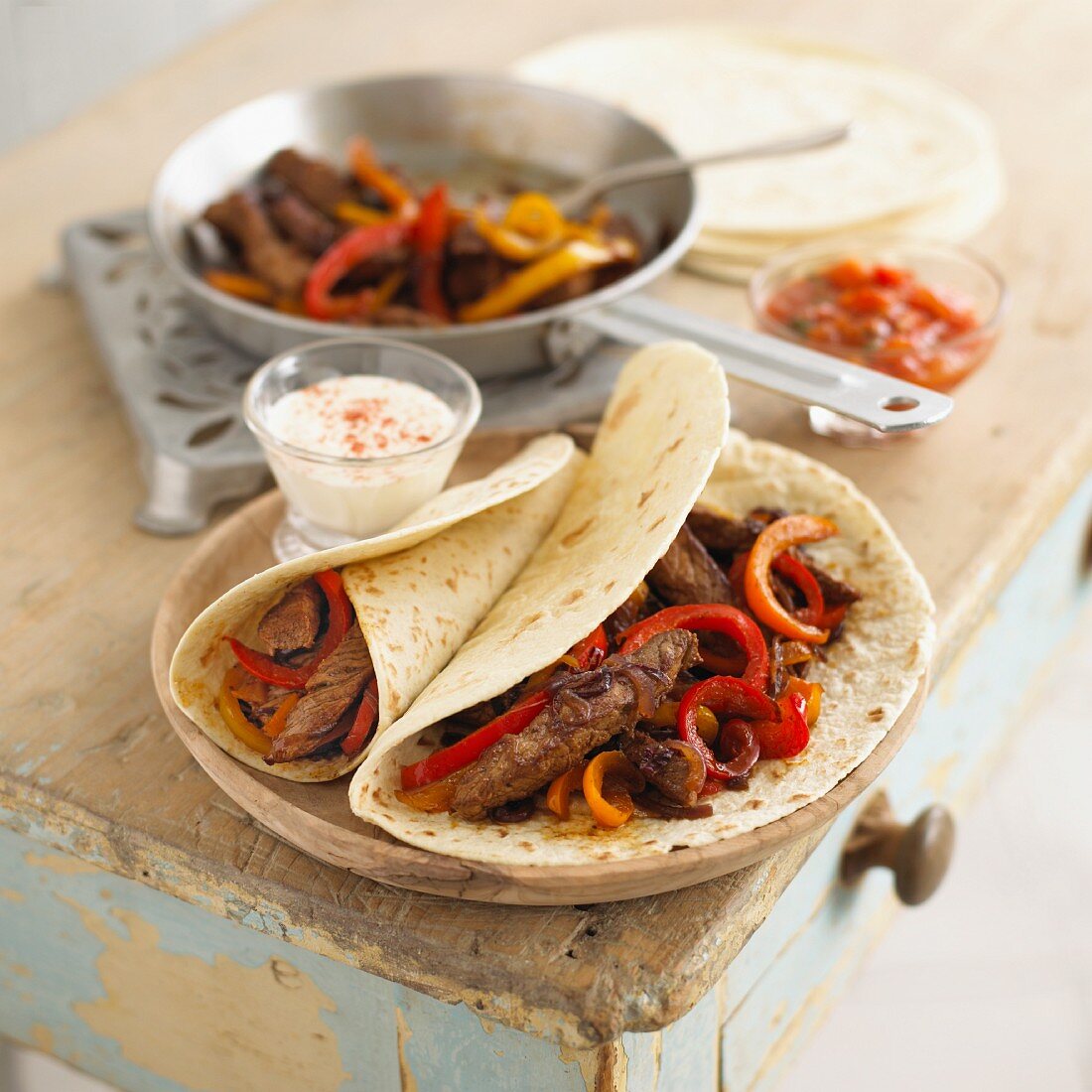 Fajitas with beef and peppers (Mexico)