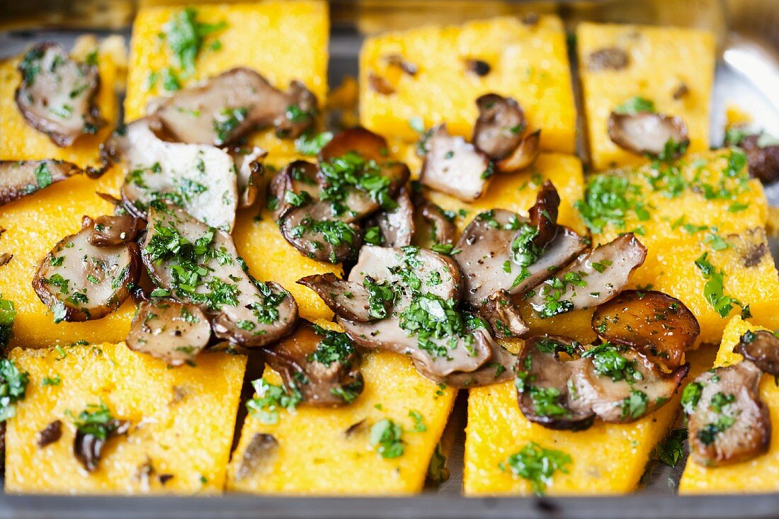 Polenta with porcini mushrooms and herbs