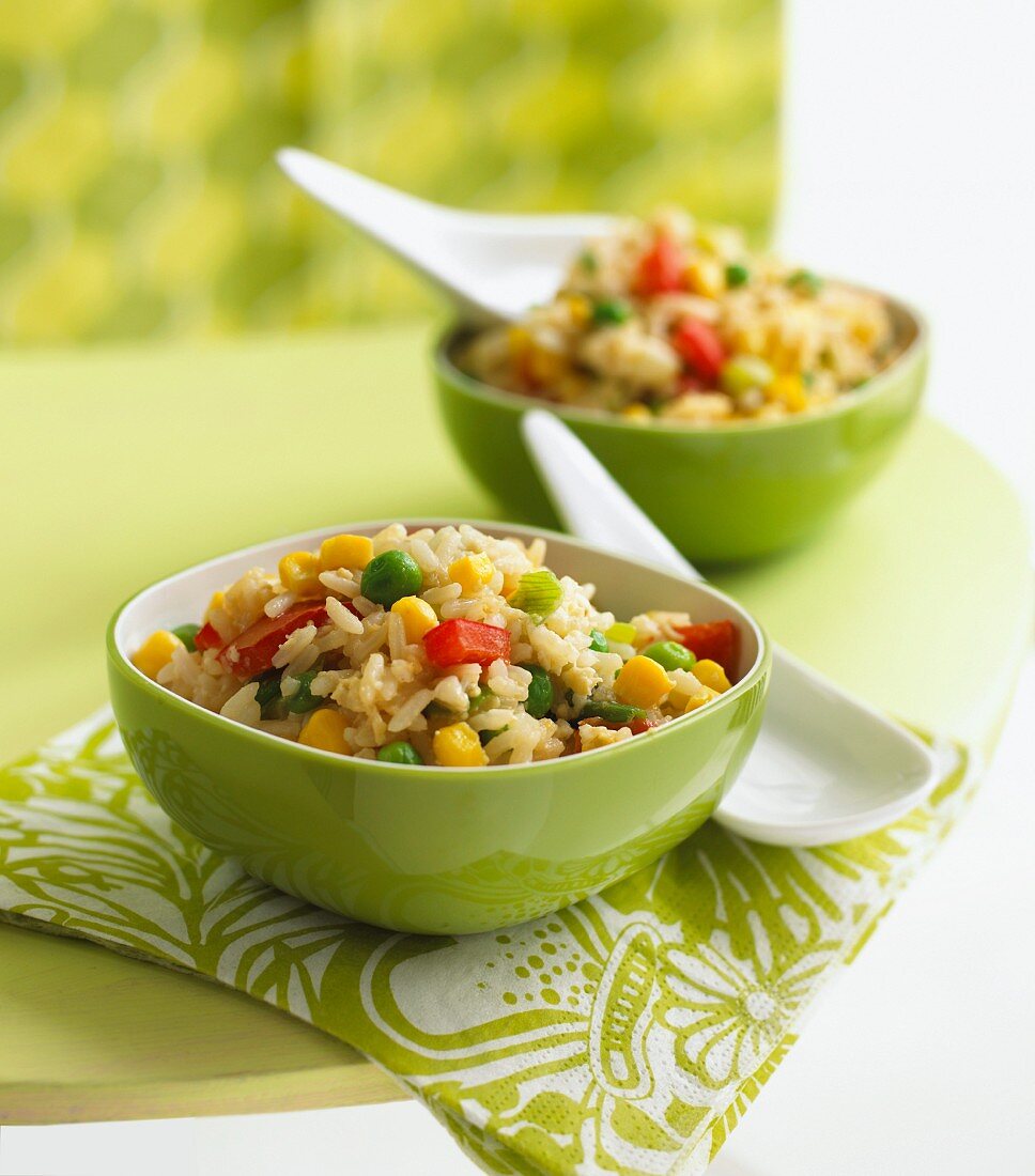 Fried rice with colourful vegetables