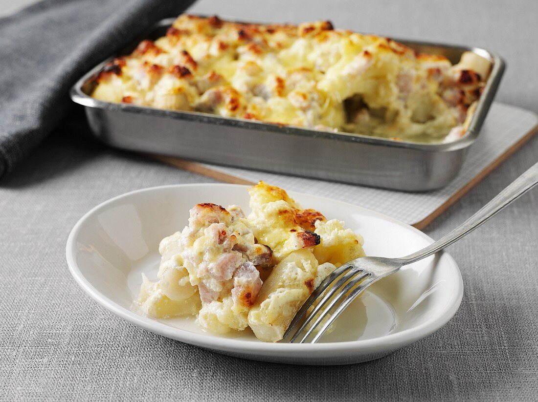 Jerusalem artichoke bake with Västerbotten cheese (Sweden)