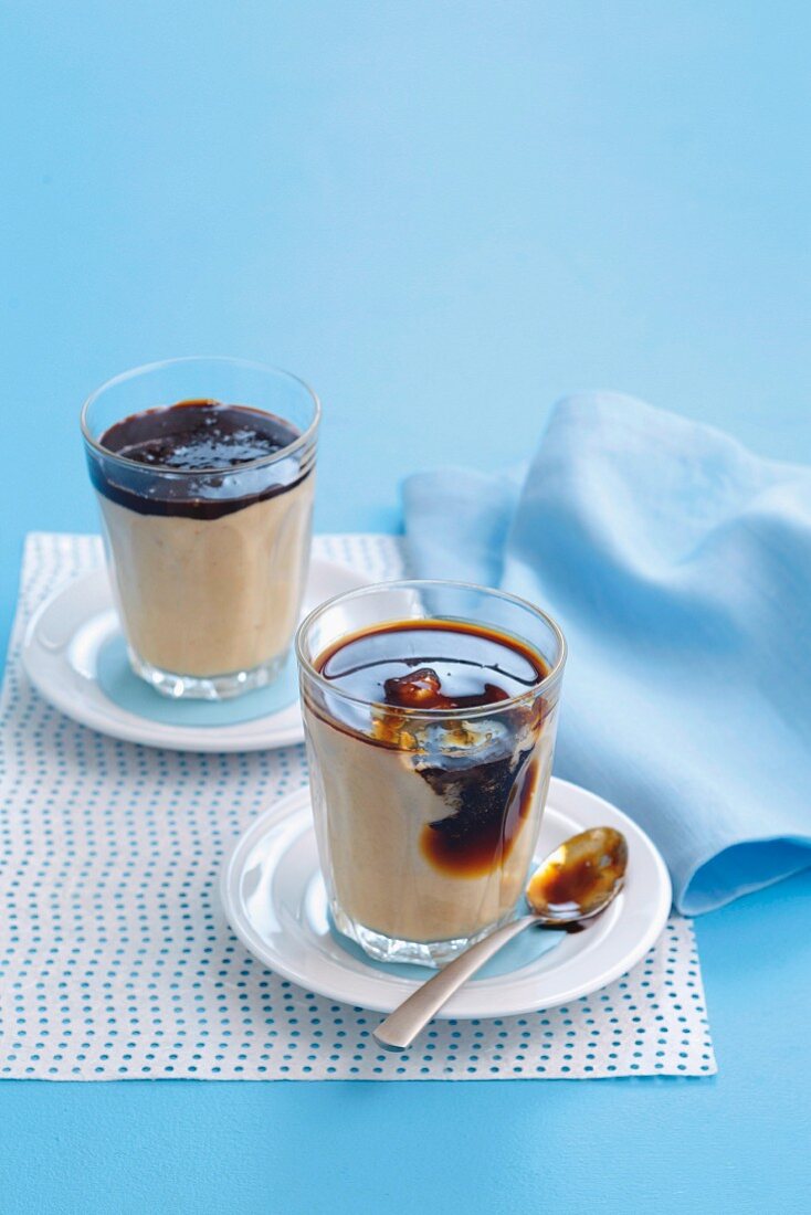 Chai Latte-Creme mit Kaffeesirup