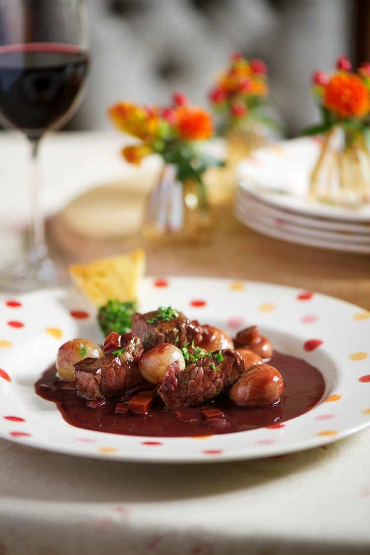 Boeuf Bourguignon (Rindfleisch in Rotwein, Frankreich)