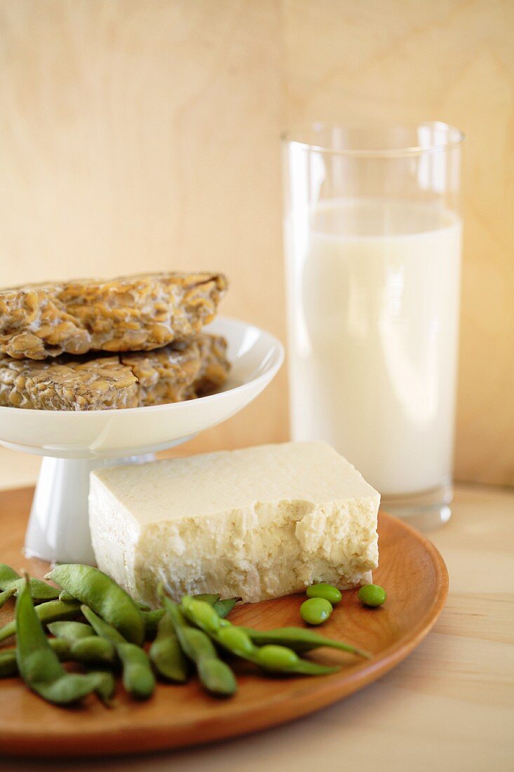 Soy milk, tempeh and raw beans
