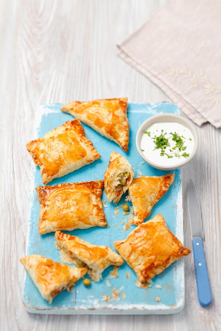 Puff pastry parcels filled with chicken and peas