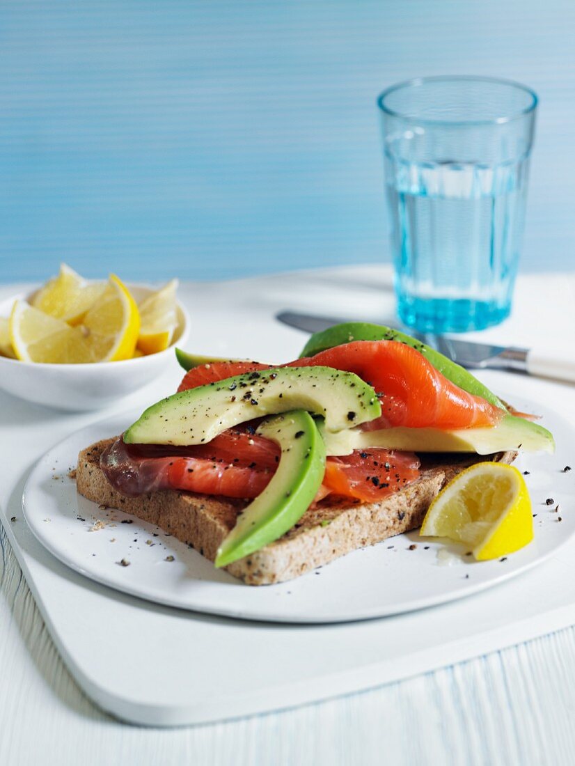 Rye bread with smoked salmon and avocado