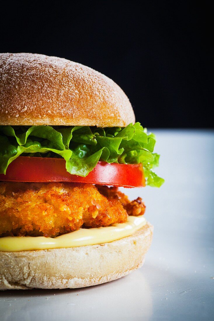 Chicken burger with tomato