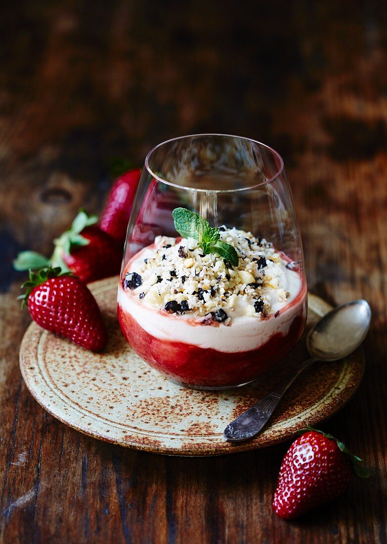 Strawberry and rhubarb parfait with white chocolate