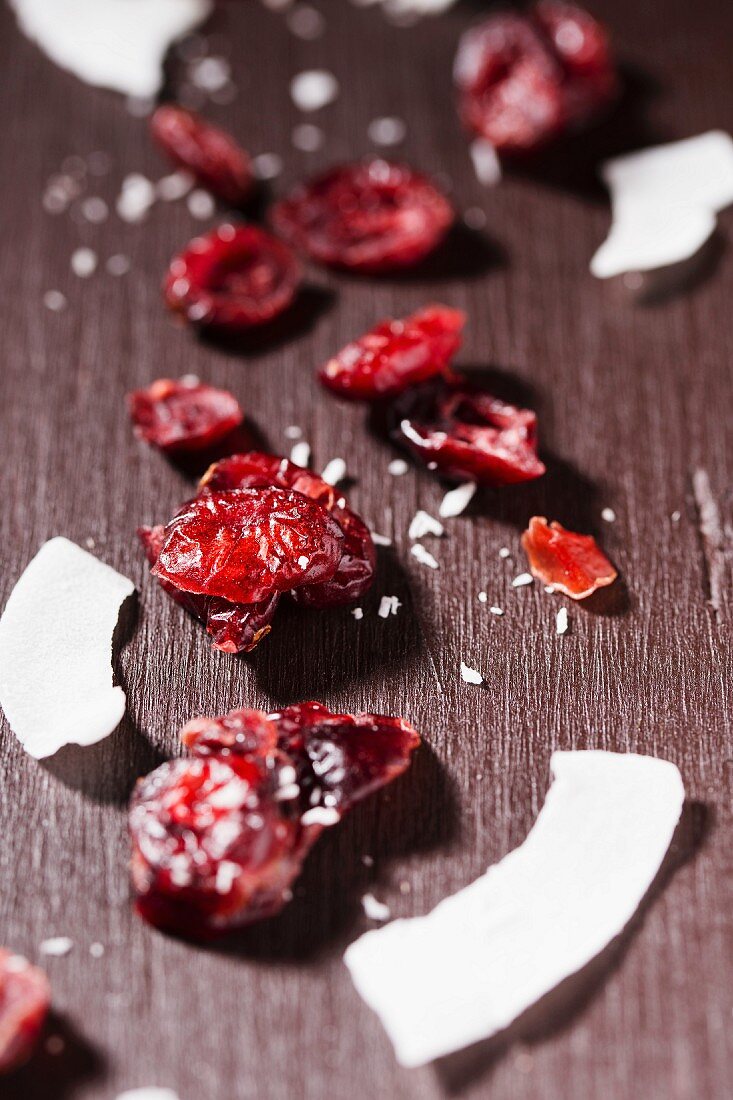 Cranberries and coconut shavings