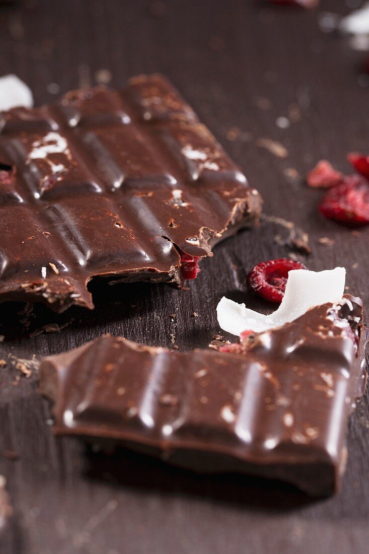 Cranberry and coconut chocolate