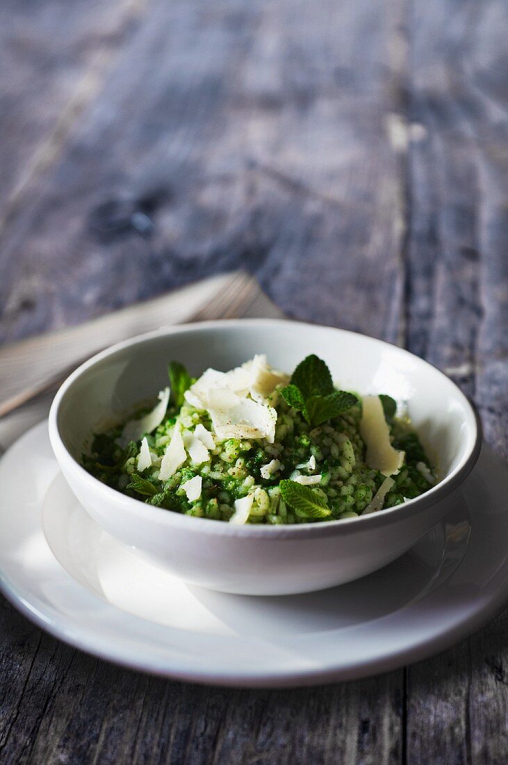 Risotto with mint and rocket