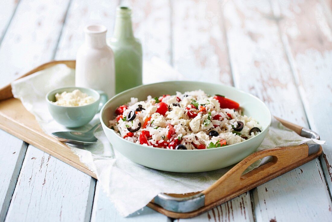 Rice salad with pepper and olives