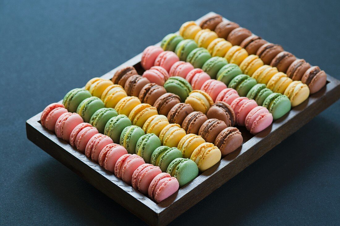 Macaroons in a wooden box