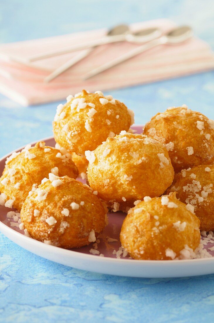 Chouquettes mit Hagelzucker