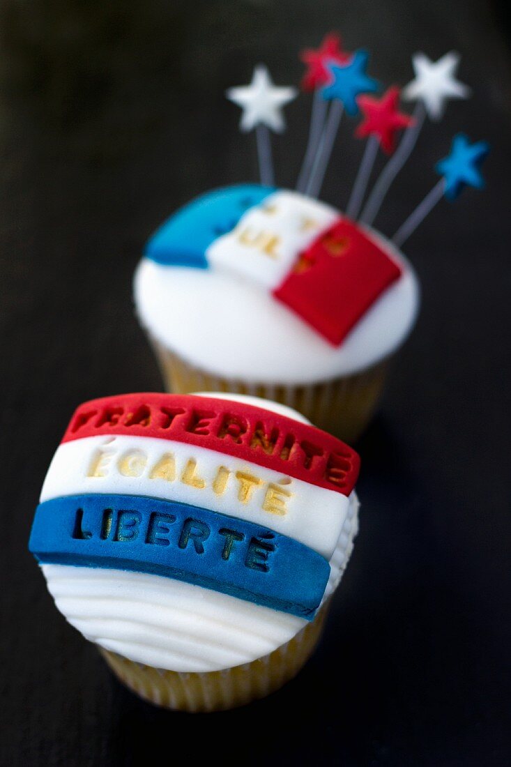 Mandel-Cupcakes zum französischen Nationalfeiertag